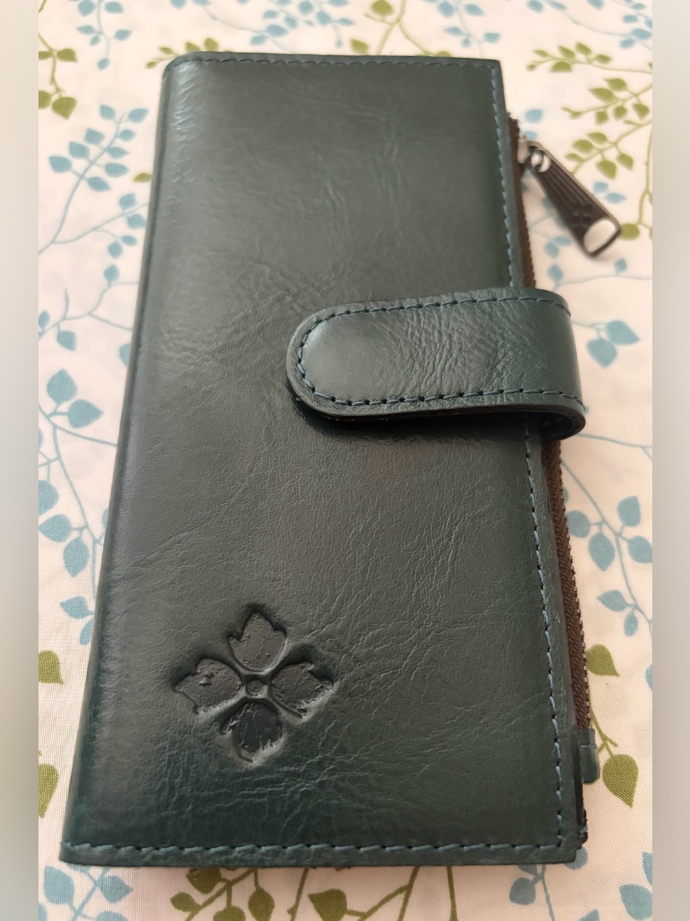 Patricia Nash genuine leather wallet